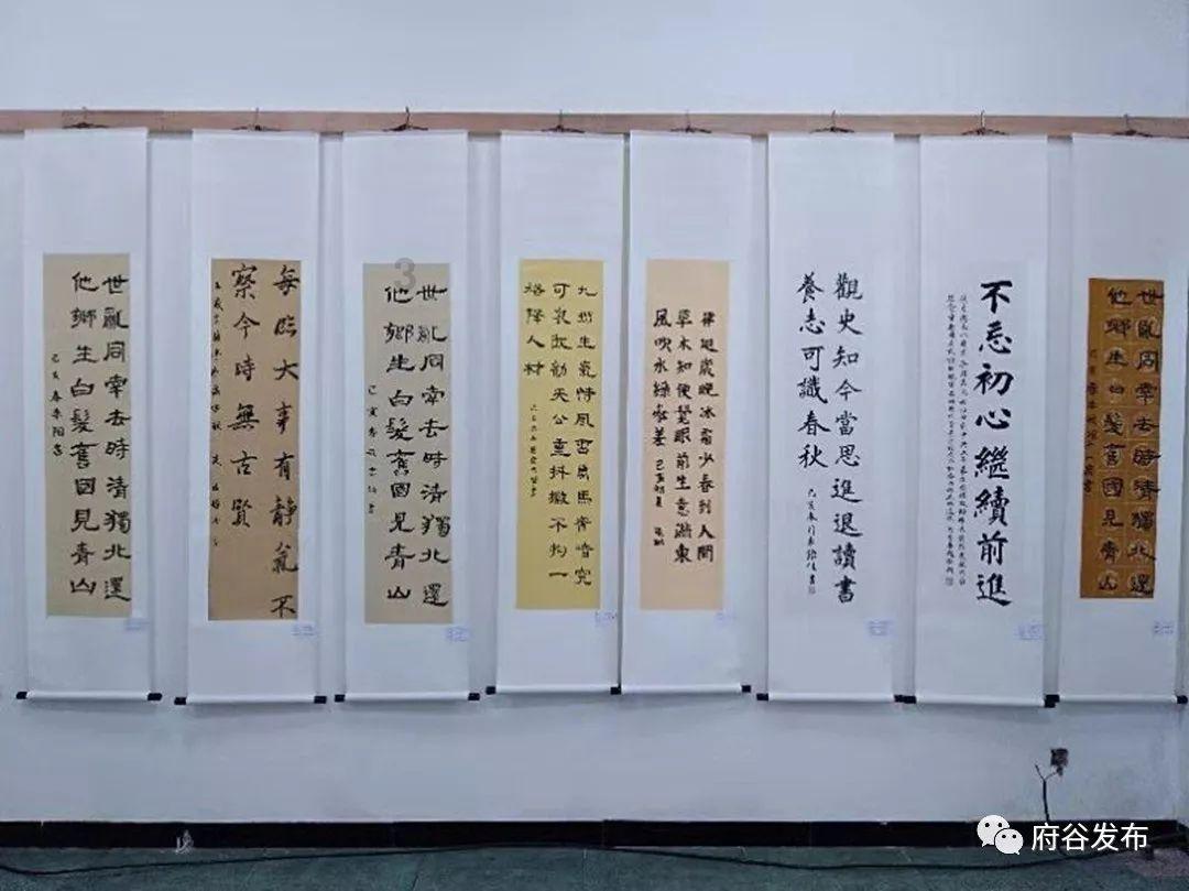 摔跤、扭秧歌、广场舞,“大杂烩“搞春晚节目,你们觉得好玩?